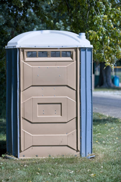 Best Luxury portable toilet rental  in Centerville, CA